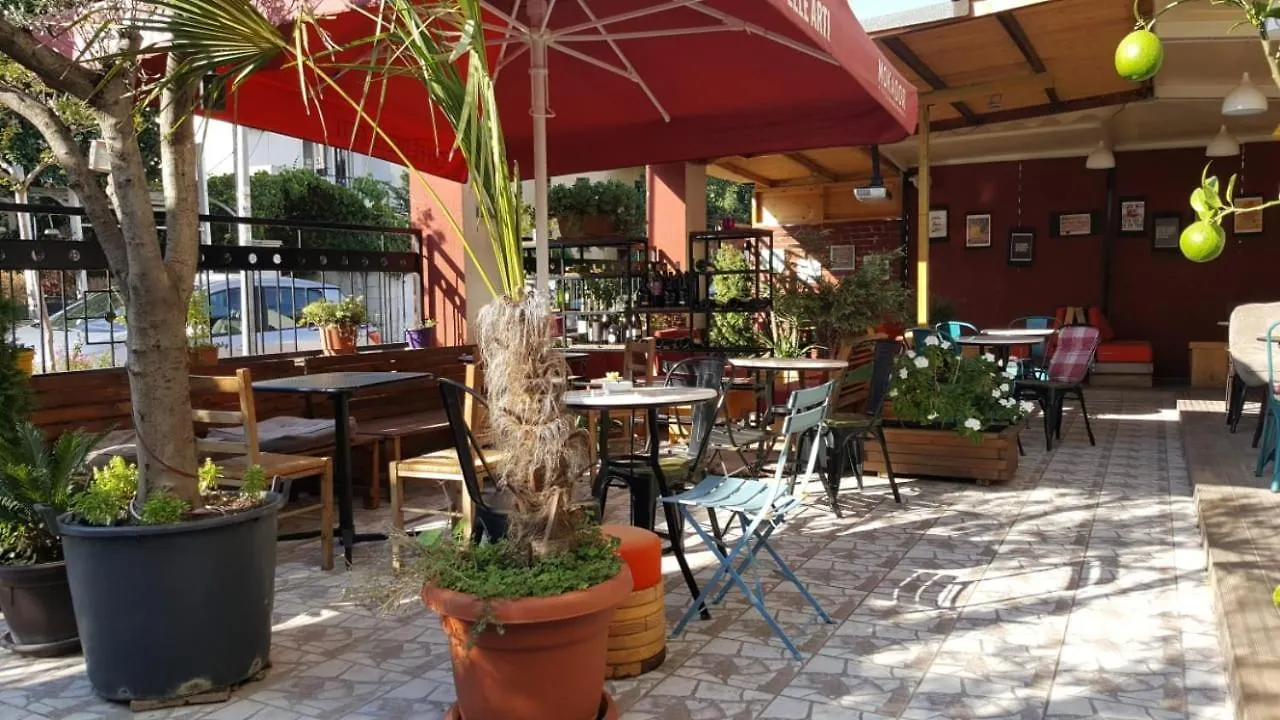 Andre Hostel Tirana