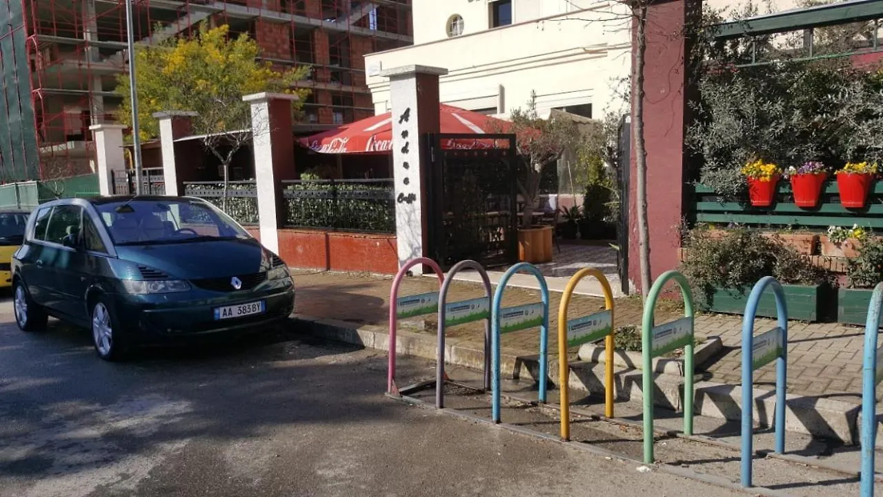 Andre Hostel Tirana